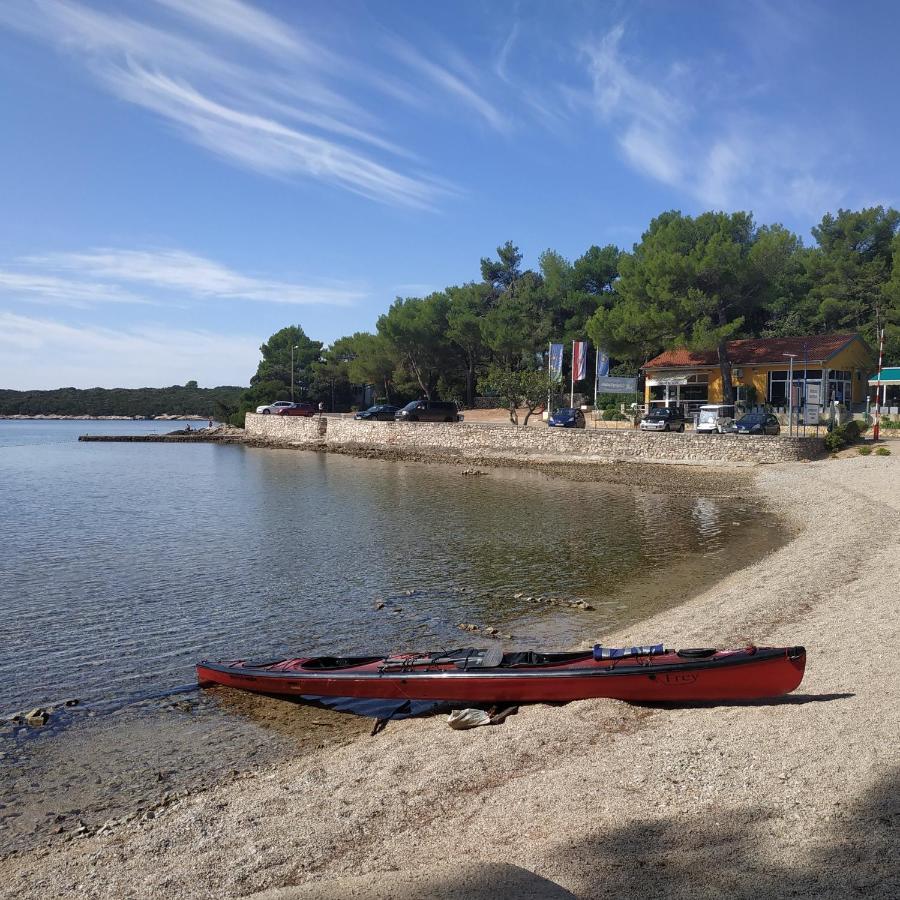 Holiday House Punta Blue & Orange 5M From The Sea, Island Cres Punta Križa Kültér fotó