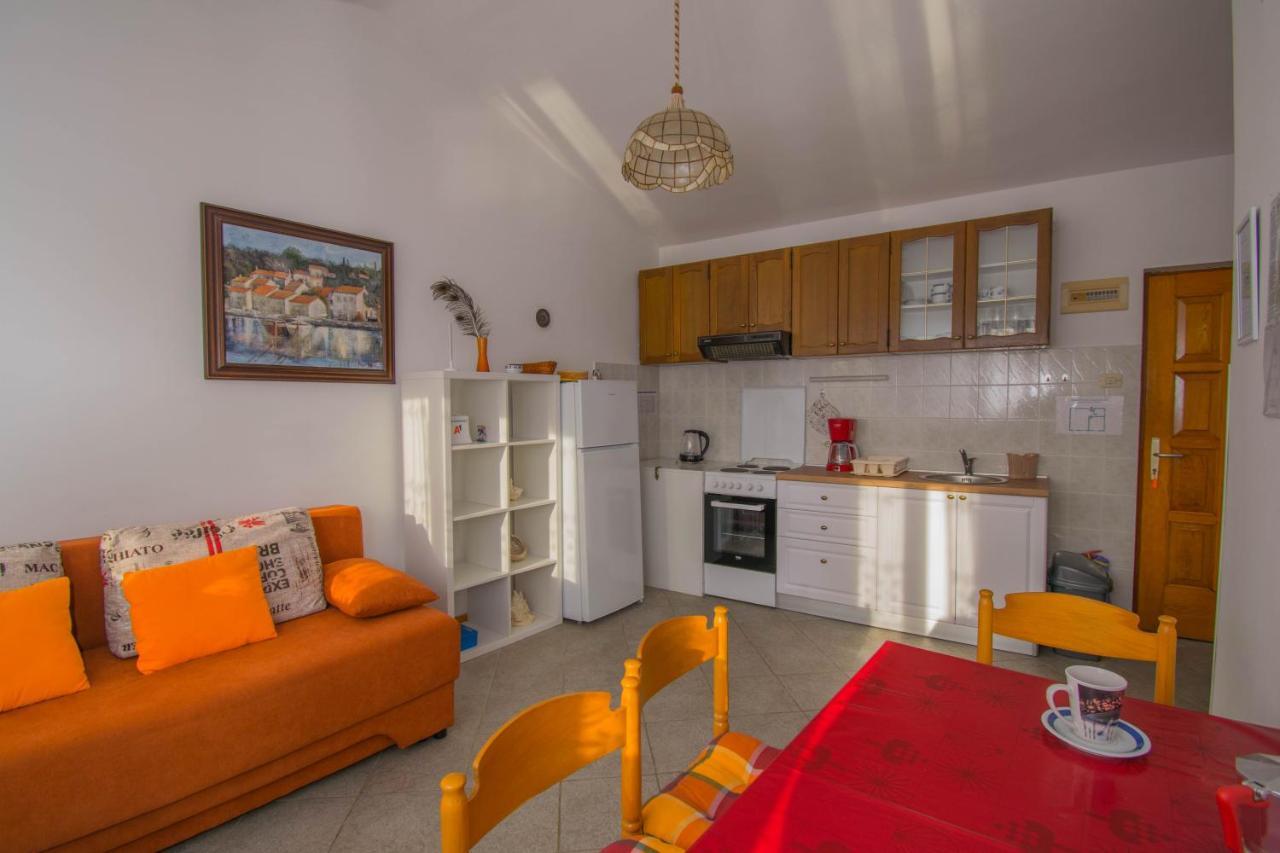 Holiday House Punta Blue & Orange 5M From The Sea, Island Cres Punta Križa Kültér fotó