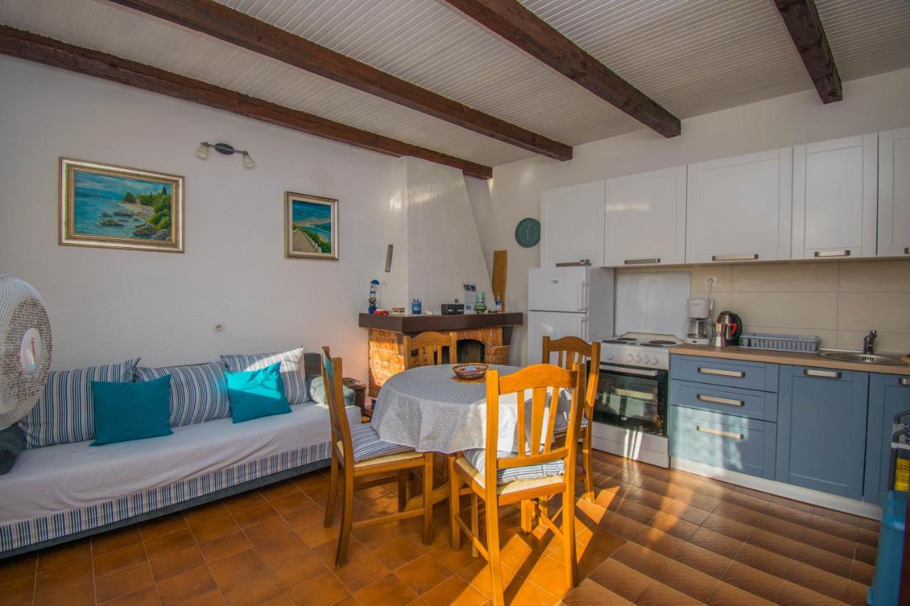 Holiday House Punta Blue & Orange 5M From The Sea, Island Cres Punta Križa Kültér fotó