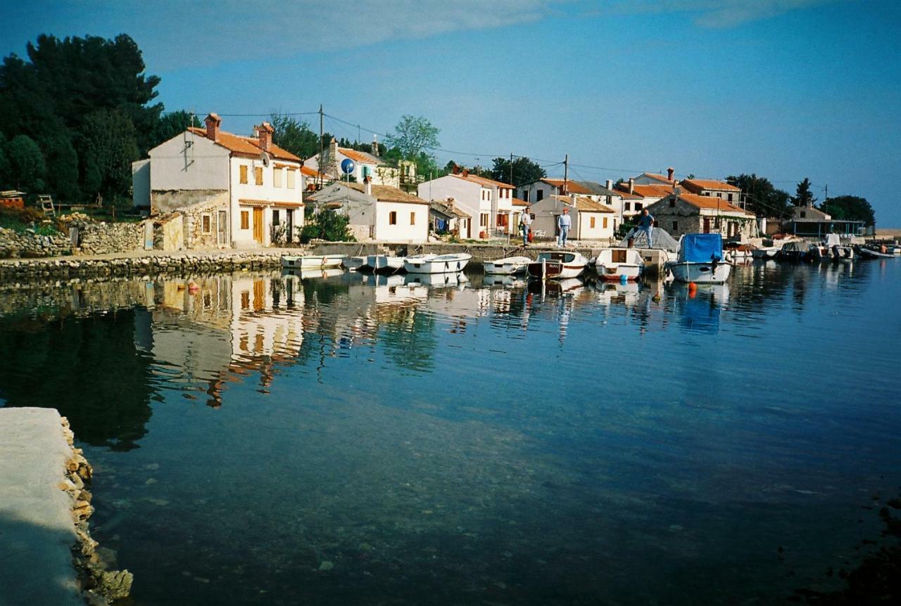 Holiday House Punta Blue & Orange 5M From The Sea, Island Cres Punta Križa Kültér fotó